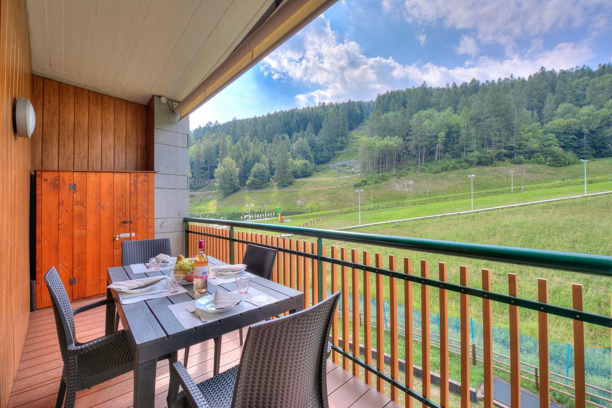 La Marmotta Campo Smith On The Ski Slopes - Happy Rentals Bardonecchia Exterior photo